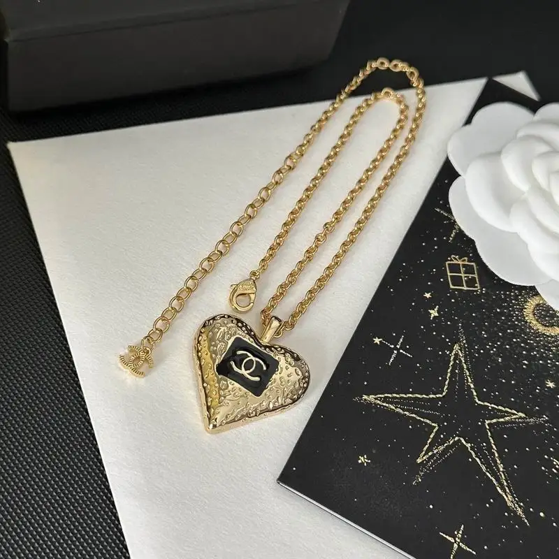 Chanel necklace 1lyx95 (1)